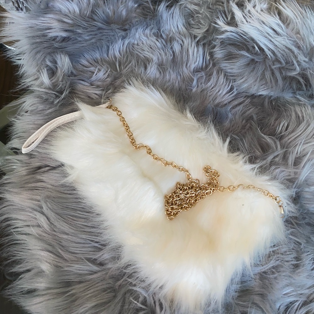 Cream/ White Faux Fur Zipper Clutch with Gold chain: